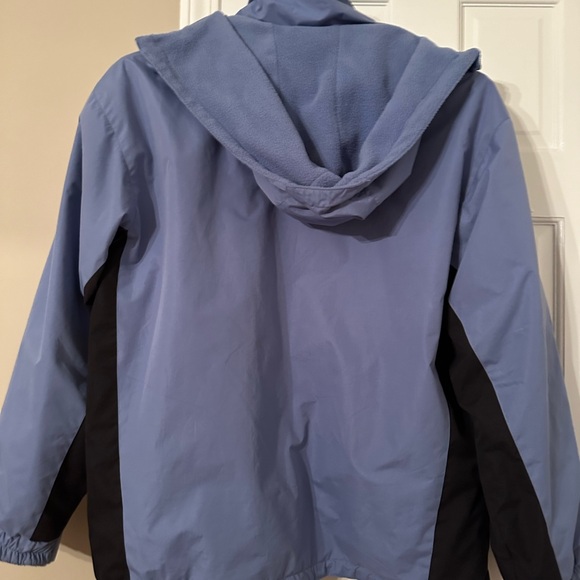 Large women's warm winter reversible jacket from Skagway Alaska. Zip off hood - Picture 8 of 11